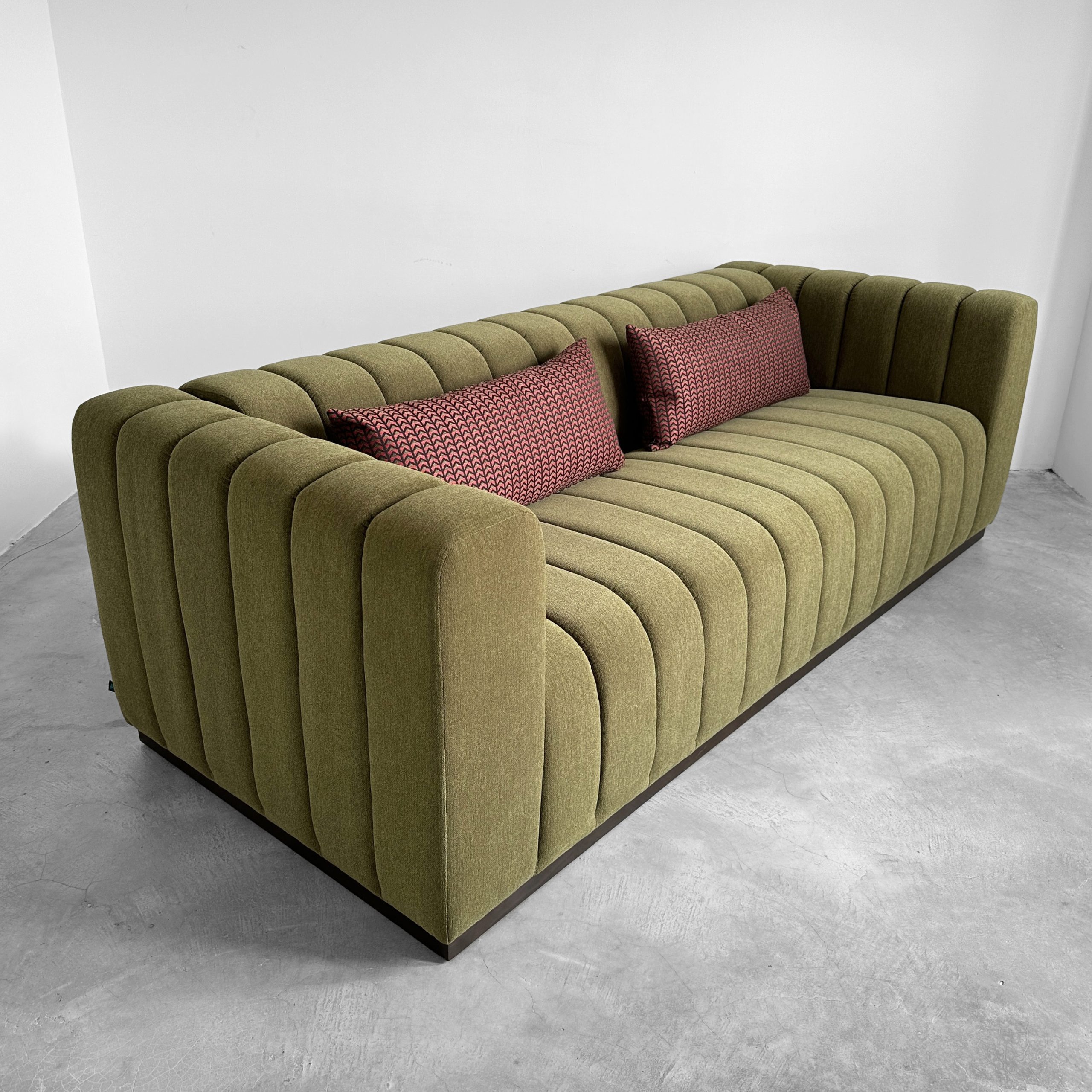 Hogan 3 Seater Sofa – Arturo